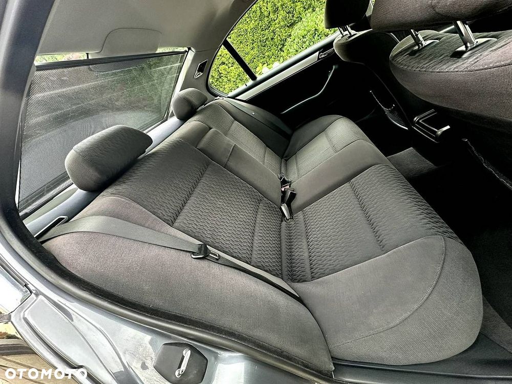 BMW Seria 3 - 15