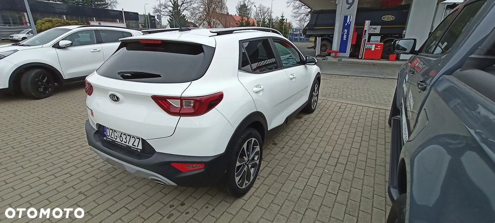 Kia Stonic 1.0 T-GDI L Business Line - 2