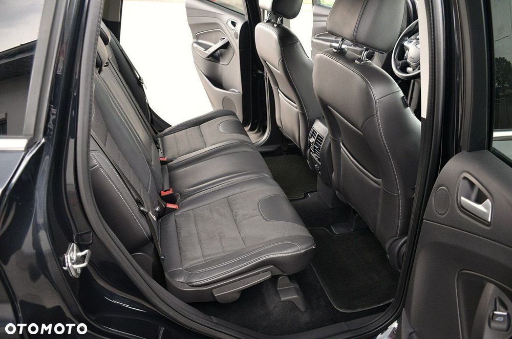 Ford Kuga - 18