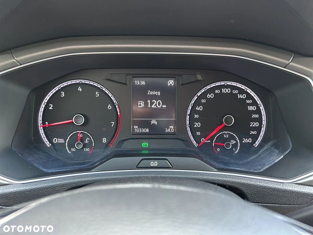 Volkswagen T-Roc 1.0 TSI Advance - 26