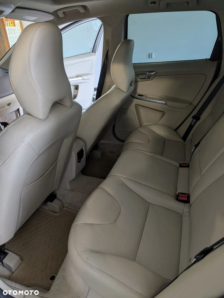 Volvo XC 60 - 7