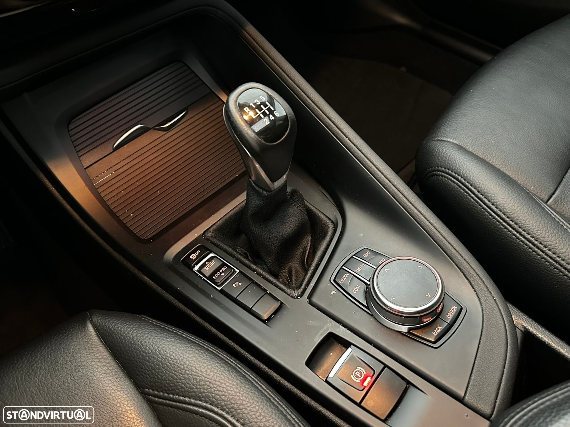 BMW X1 16 d sDrive Line xLine - 26