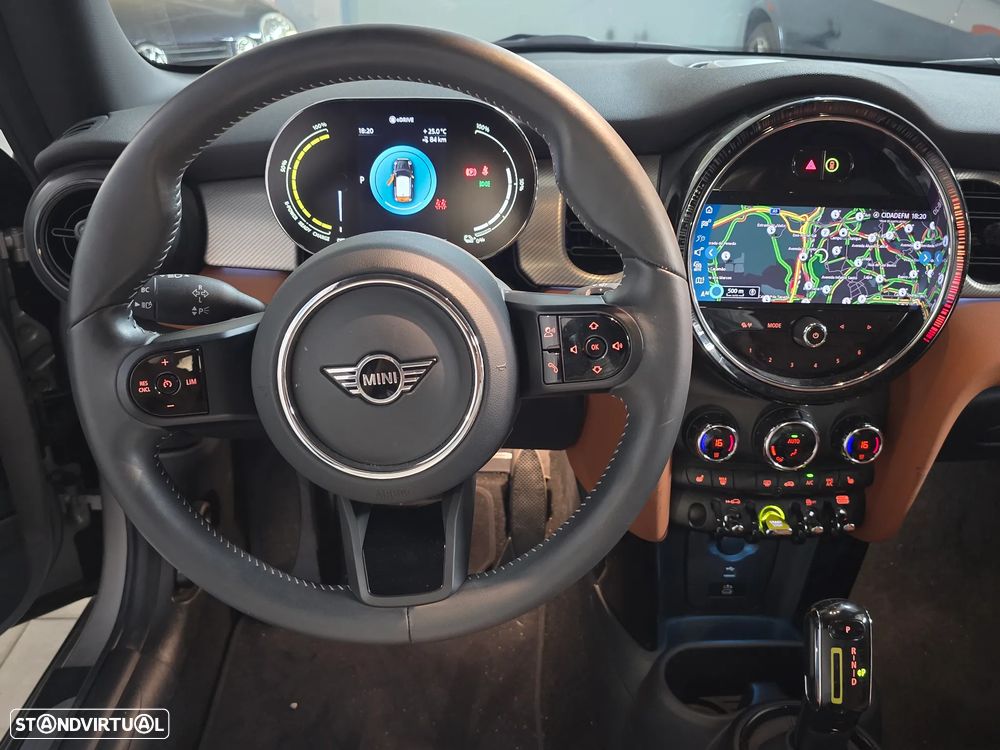 MINI 3 Portas Cooper SE Premium P. Yours - 26