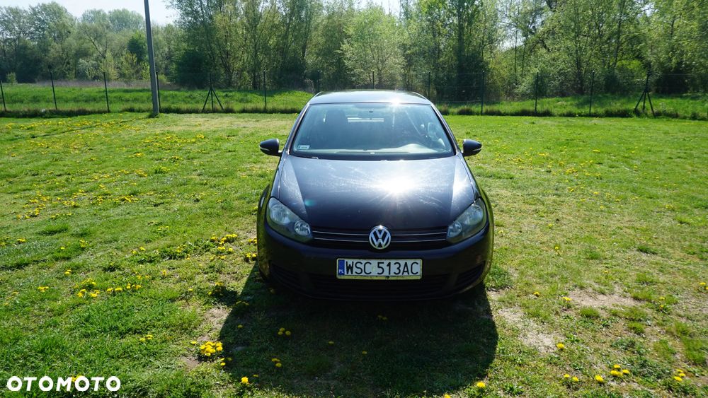Volkswagen Golf - 1