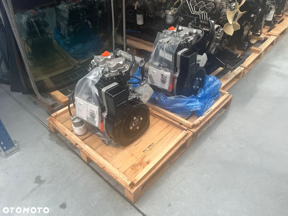 SILNIK LOMBARDINI 9LD626/2B2NR 9LD 626 11500netto - 2