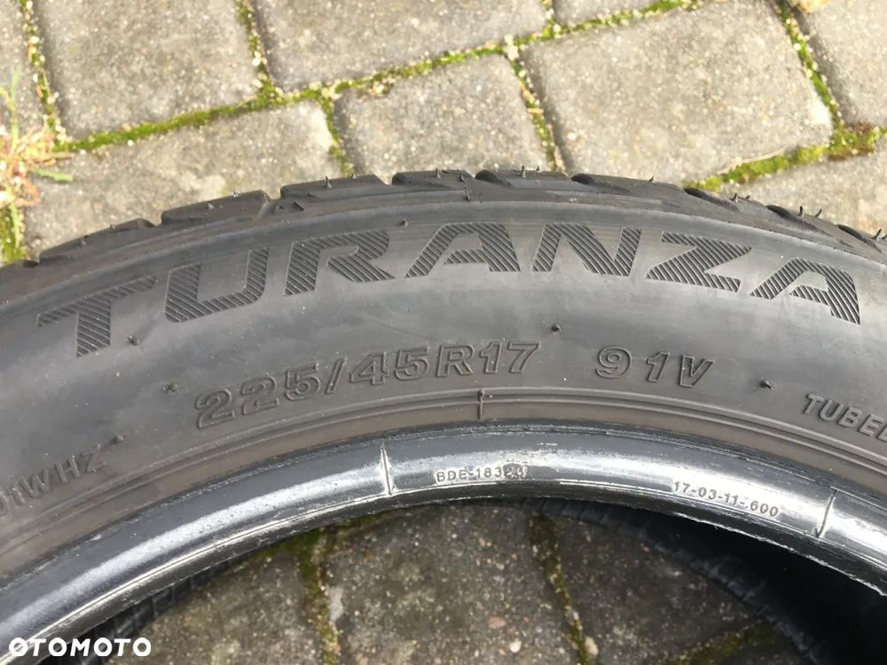 Opony Bridgestone 17 - 6
