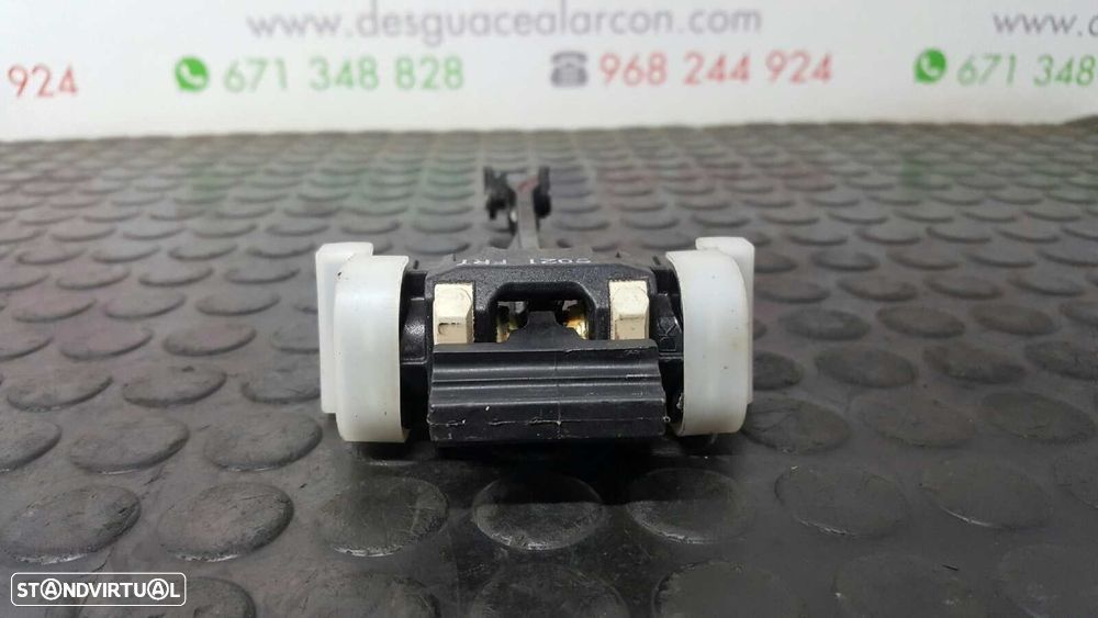 RETENTOR DA PORTA DIANTEIRA DIREITA OPEL INSIGNIA BERLINA COSMO - 2