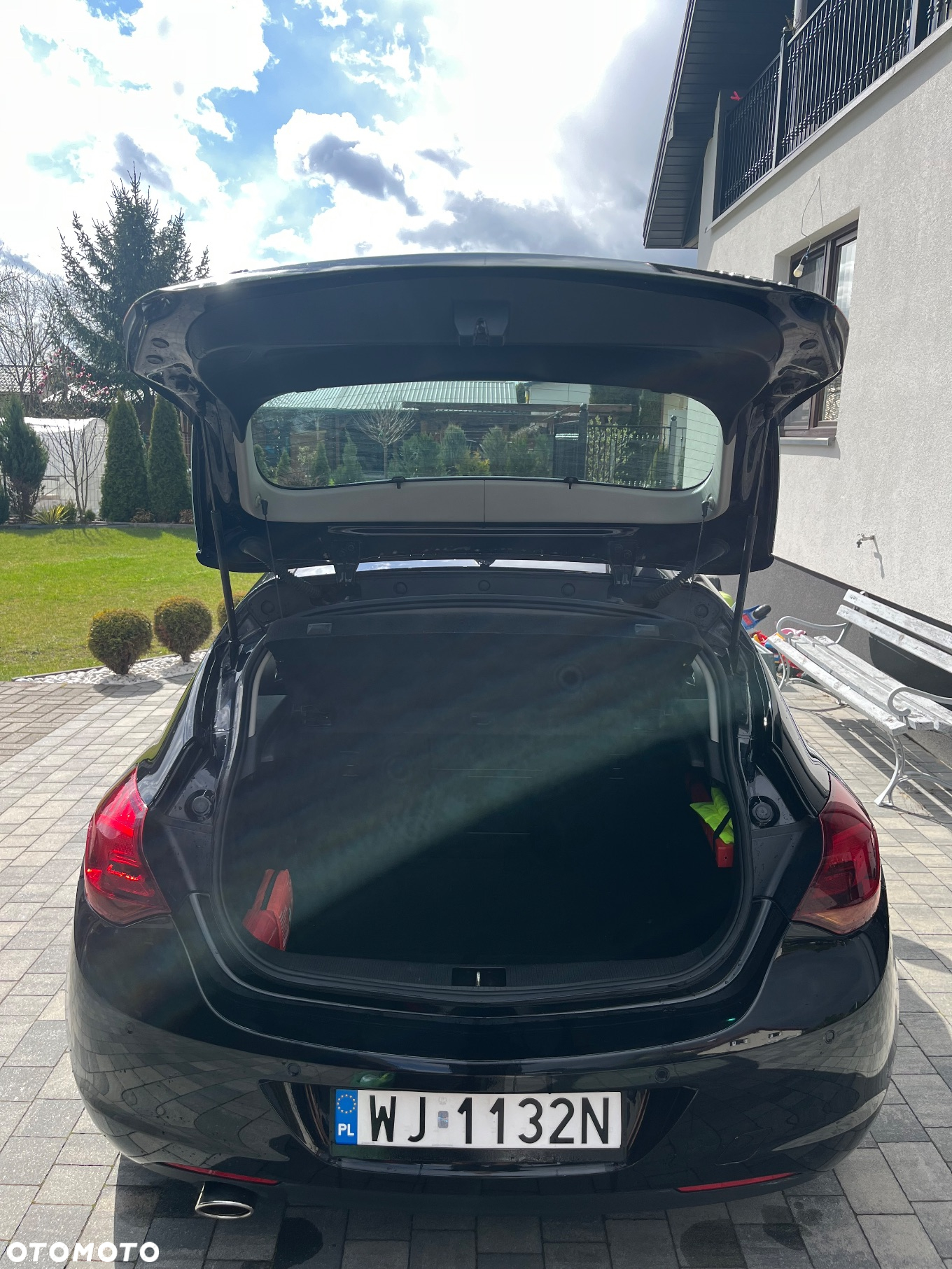 Opel Astra IV 1.6 T Cosmo - 11