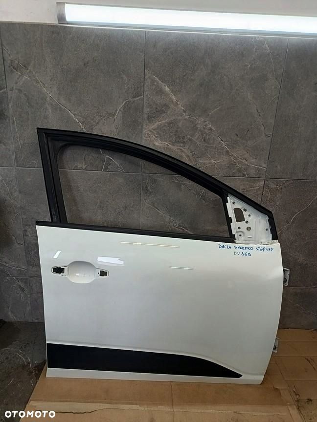 dacia sandero stepway iii 21r- drzwi prawy przód dv369 jogger - 1