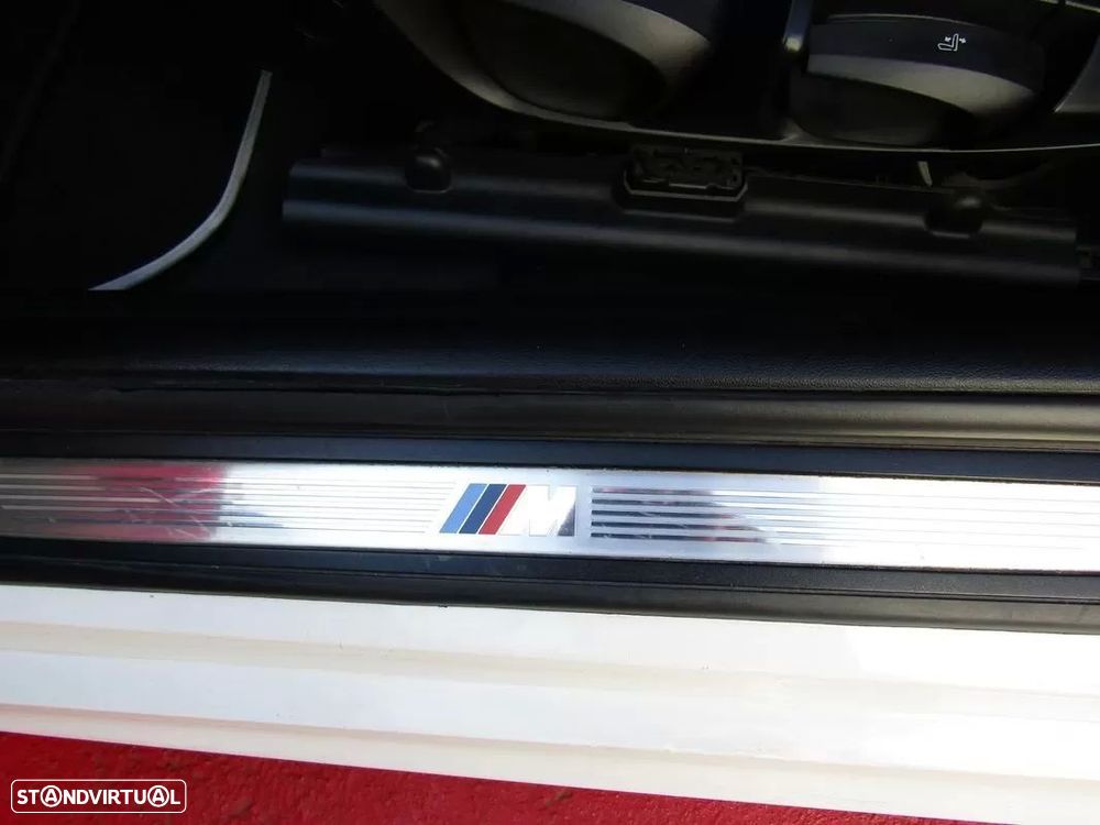 BMW 320 d Sport - 15