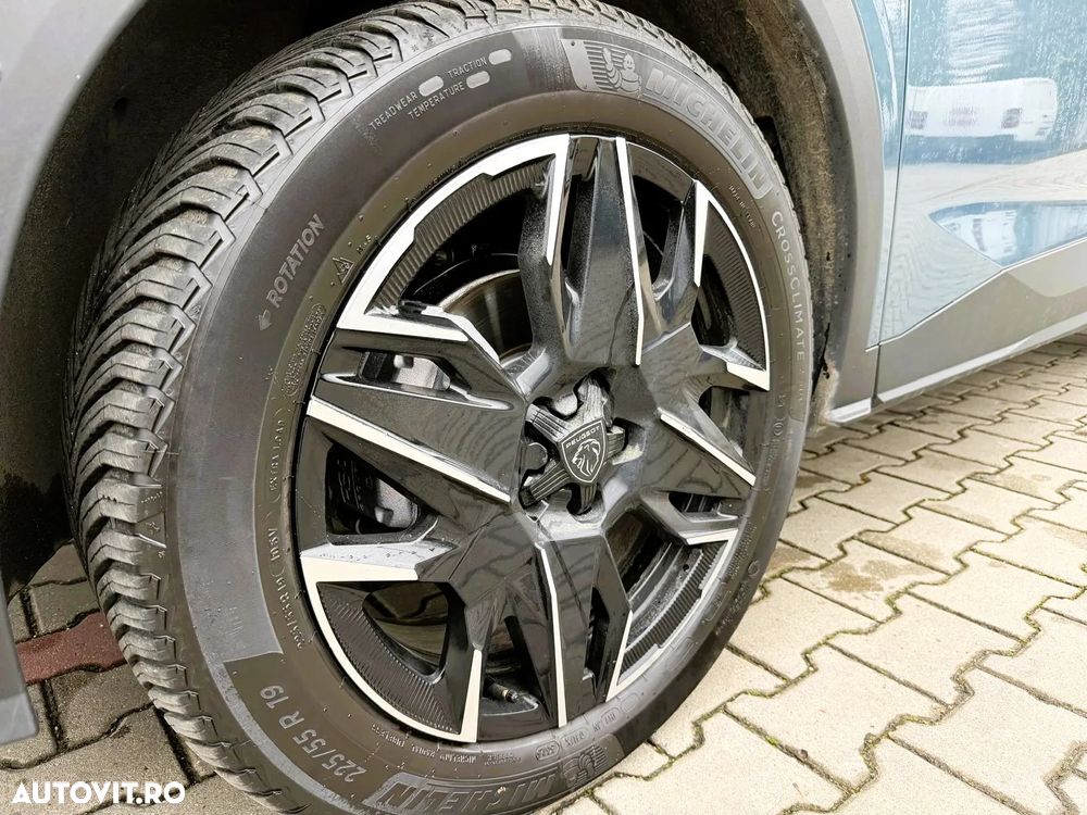 Peugeot 3008 1.2 Hybrid 145 e-DCS6 GT - 6