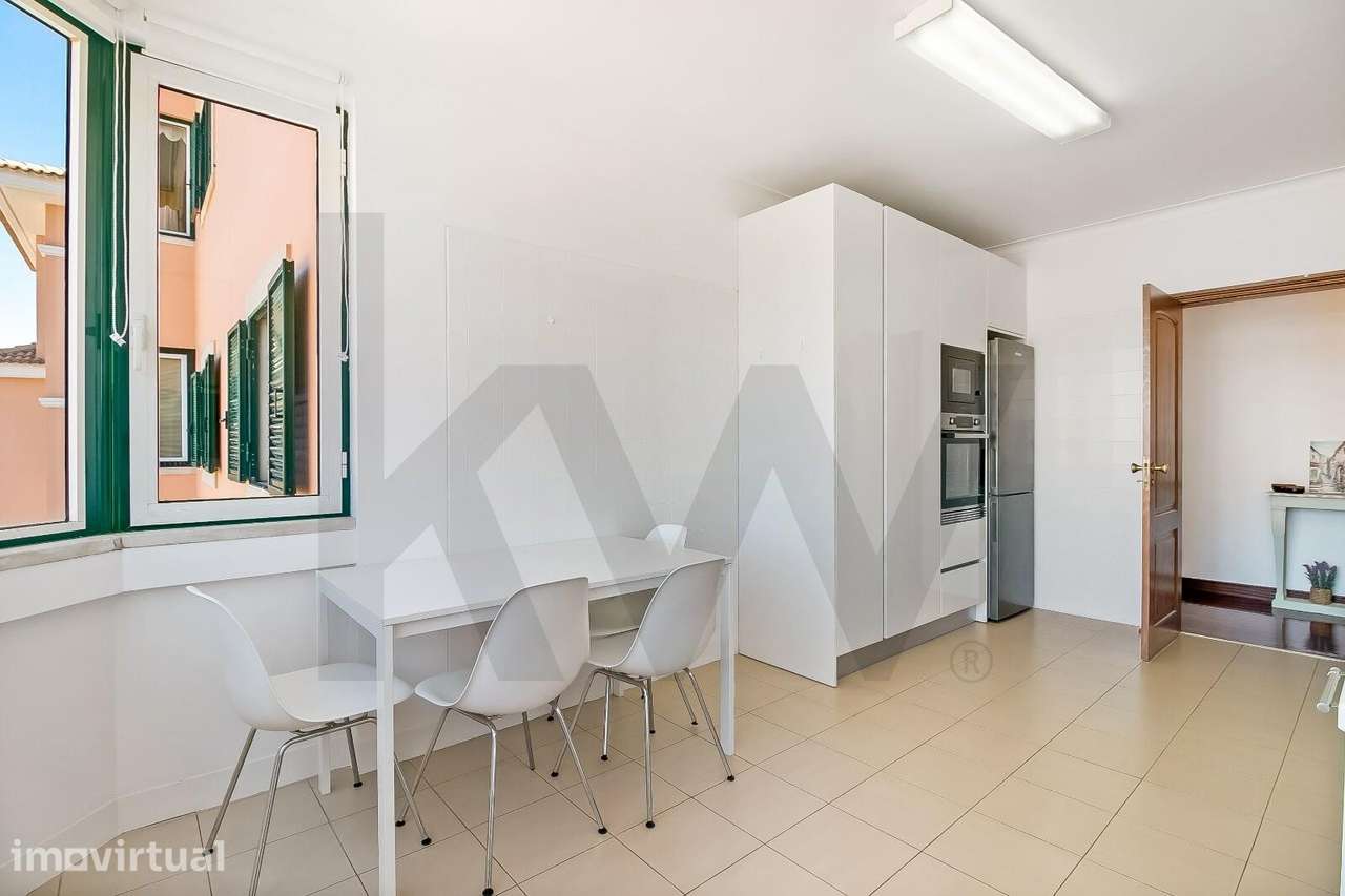 Arrendamento - T2 Mobilado c/suíte e garagem - Cascais - Grande imagem: 5/27