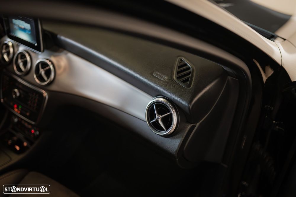 Mercedes-Benz GLA 180 d AMG Line Aut. - 26