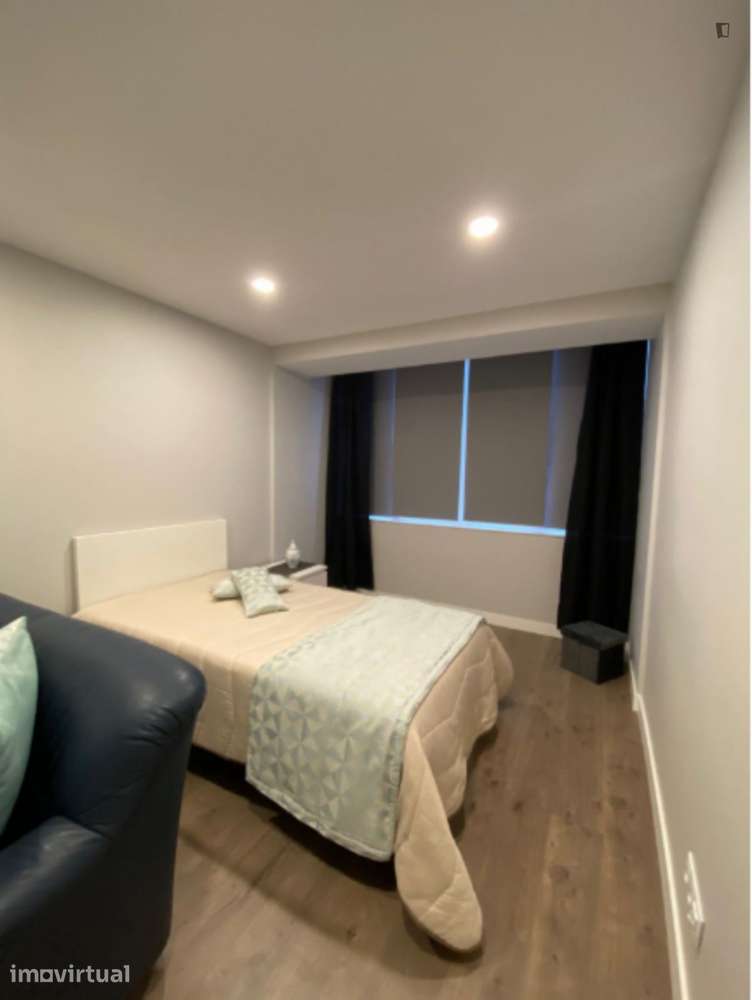 Apartamento com 2 quartos - localizado em Benfica Lisbon - Grande imagem: 2/9