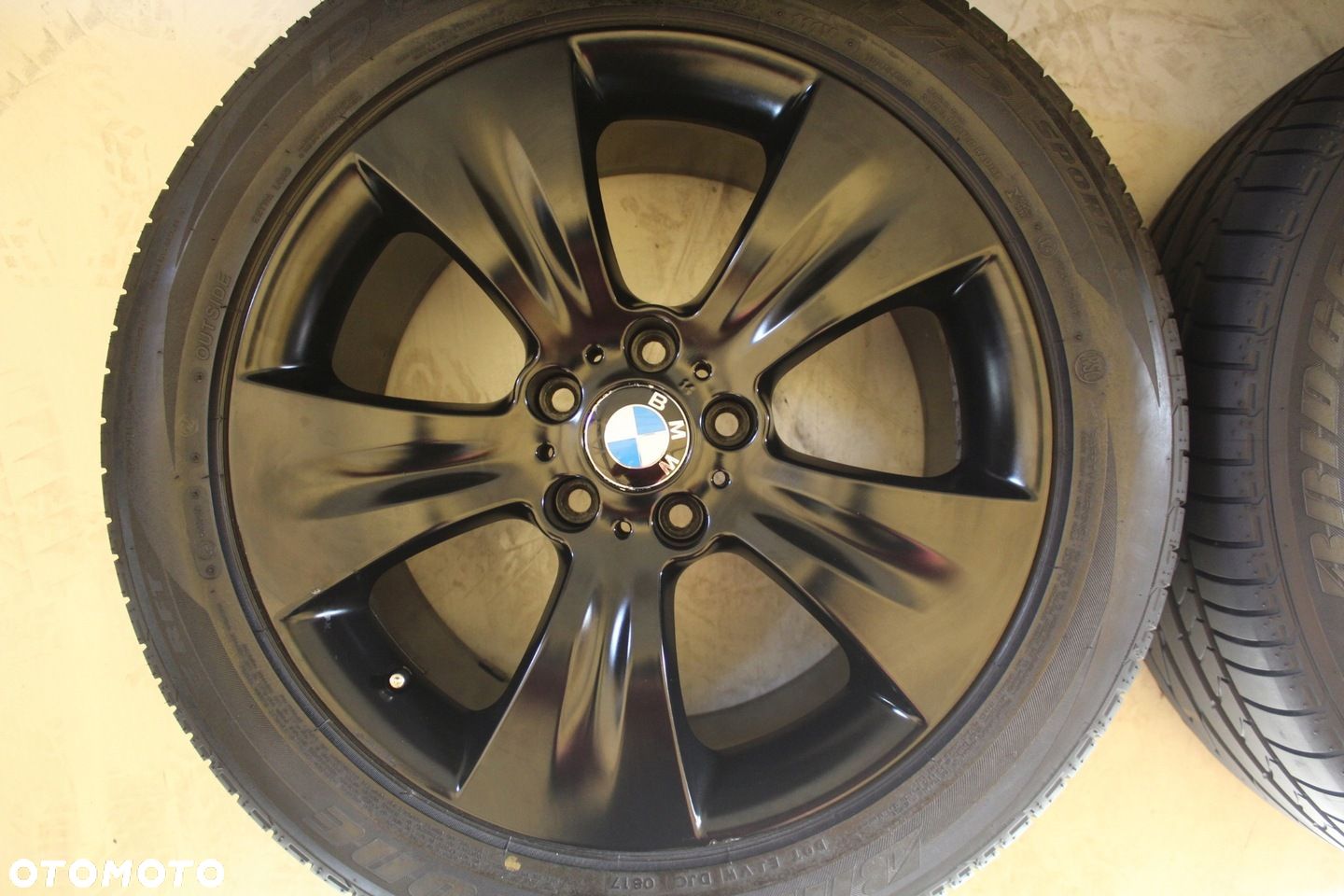 FELGI ALUMINIOWE BMW X5 X6 E70 E71 19 5x120 ET48 ET53 ŁADNE - 1