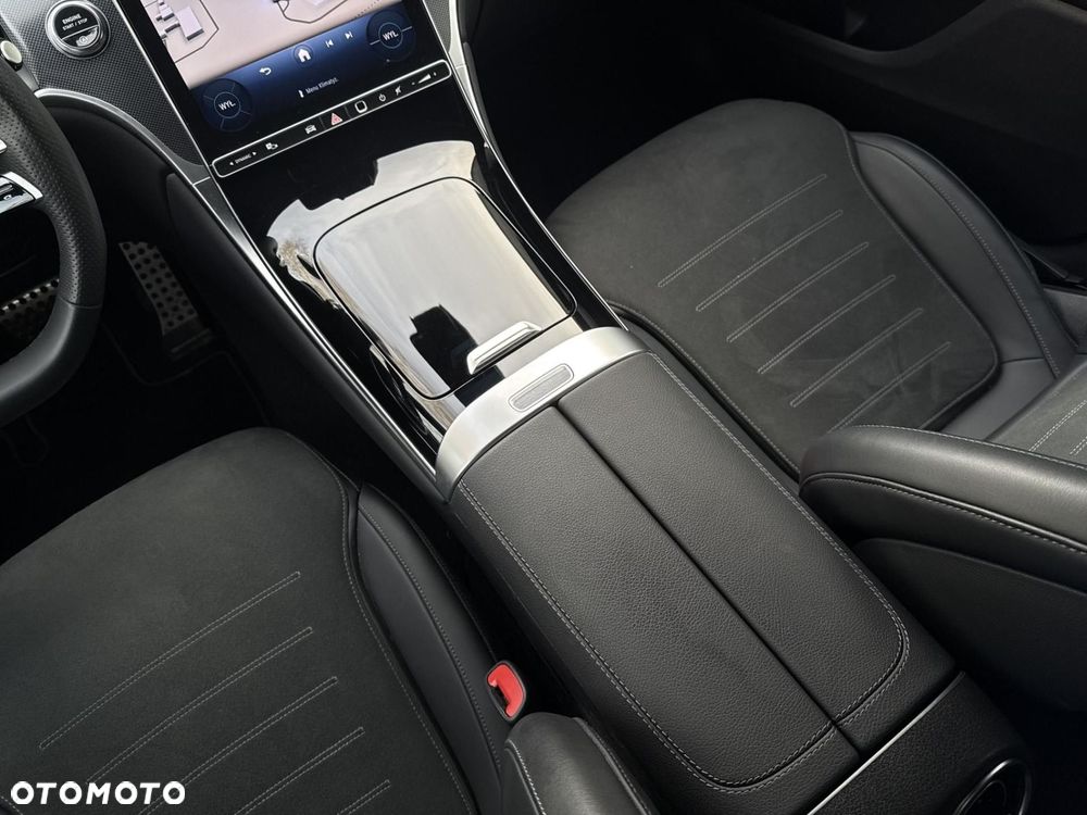 Mercedes-Benz GLC - 16