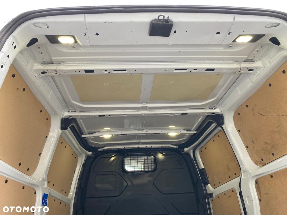 Ford TRANSIT CUSTOM - 28