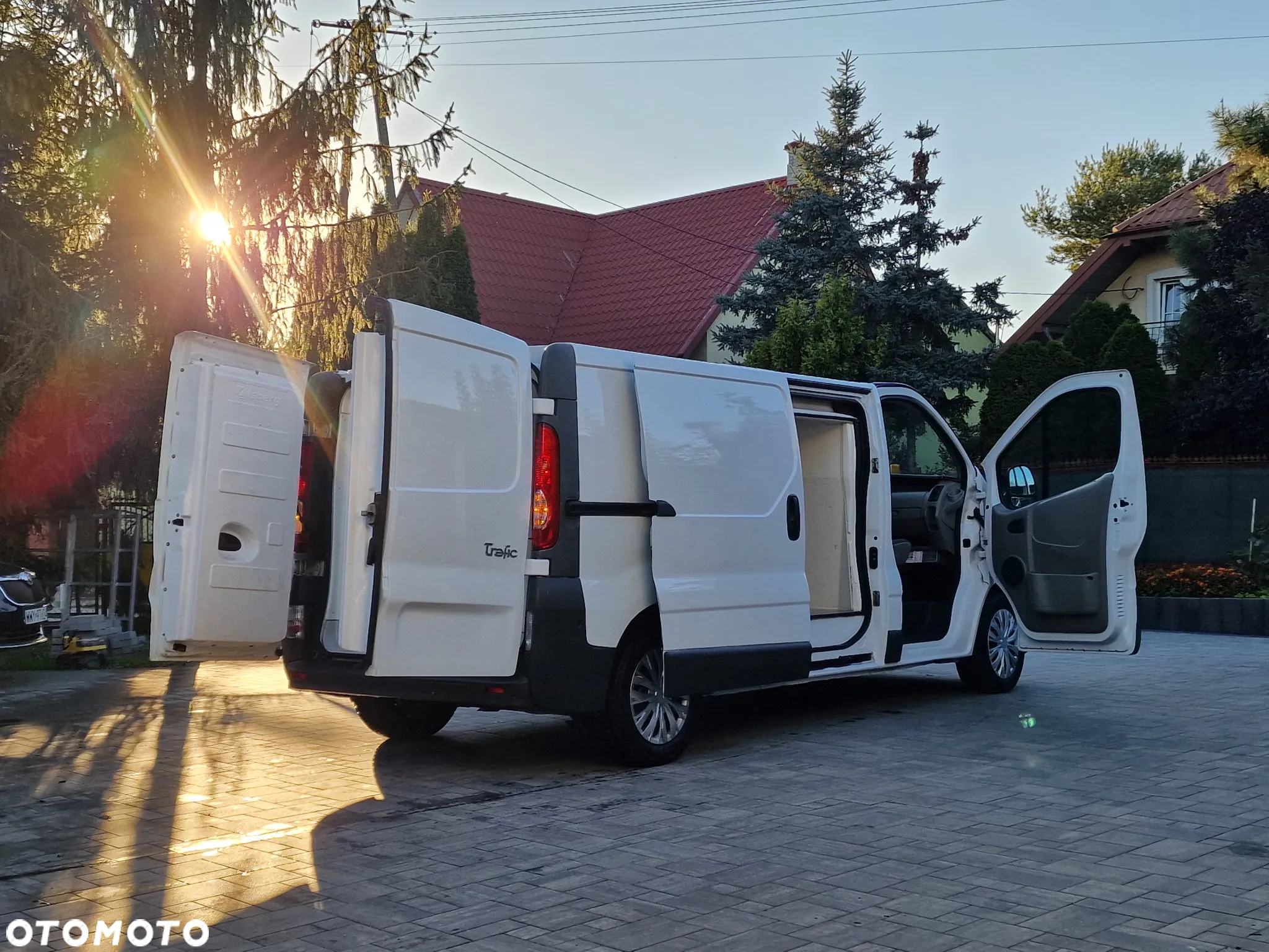 Renault Trafic - 9