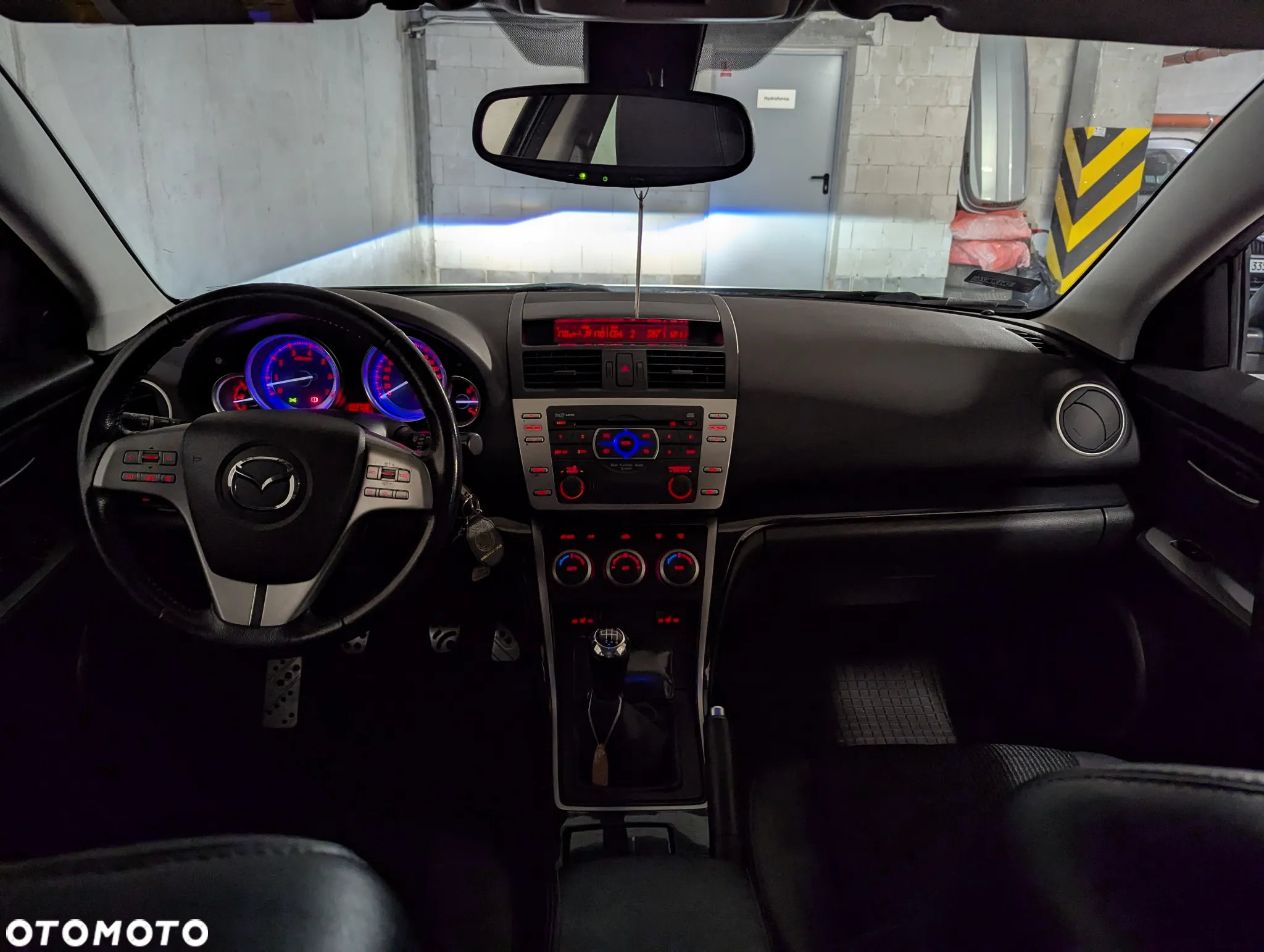 Mazda 6 - 12
