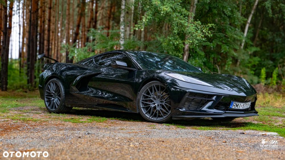 Chevrolet Corvette - 2