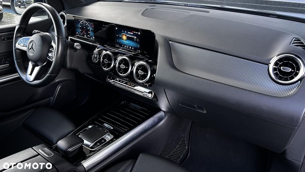 Mercedes-Benz Klasa B - 21