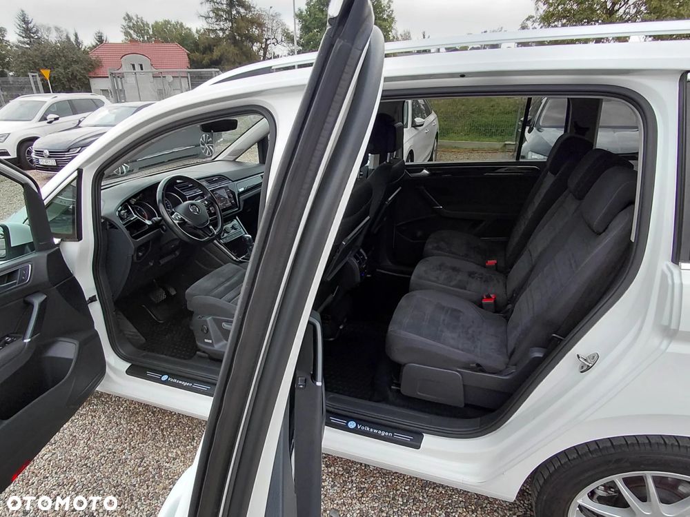 Volkswagen Touran 2.0 TDI BMT Highline DSG - 24