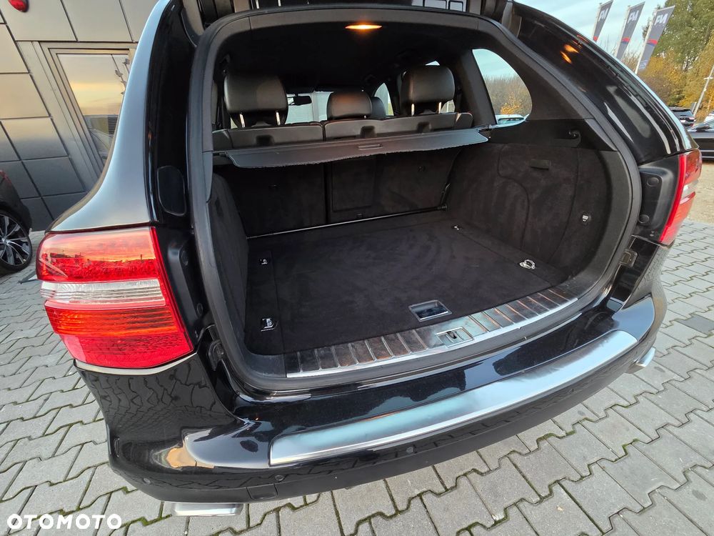 Porsche Cayenne - 33