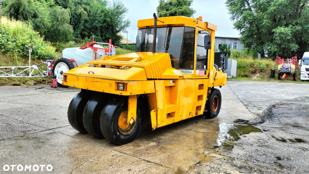 Caterpillar PS-300B / walec guma / 21000 kg - 1