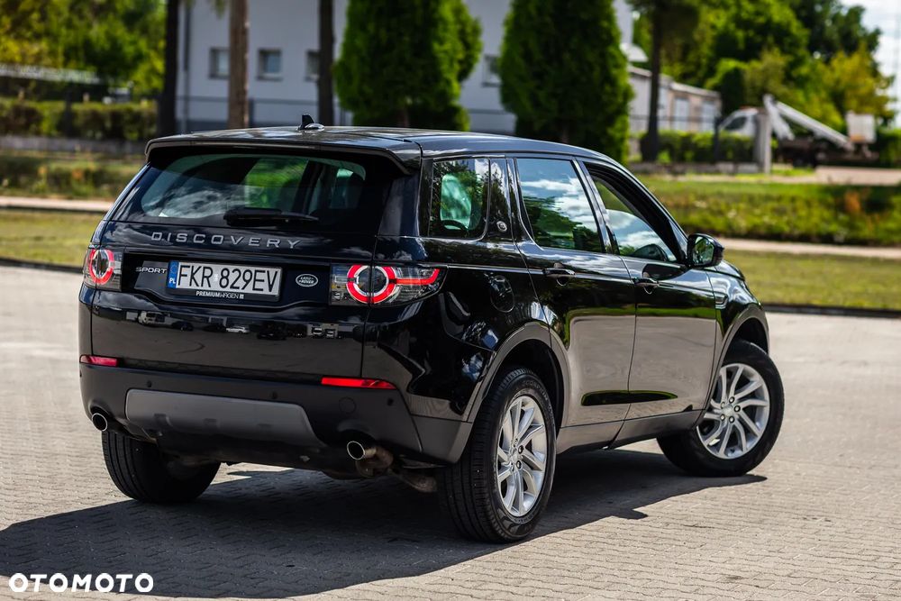 Land Rover Discovery Sport D150 HSE - 11