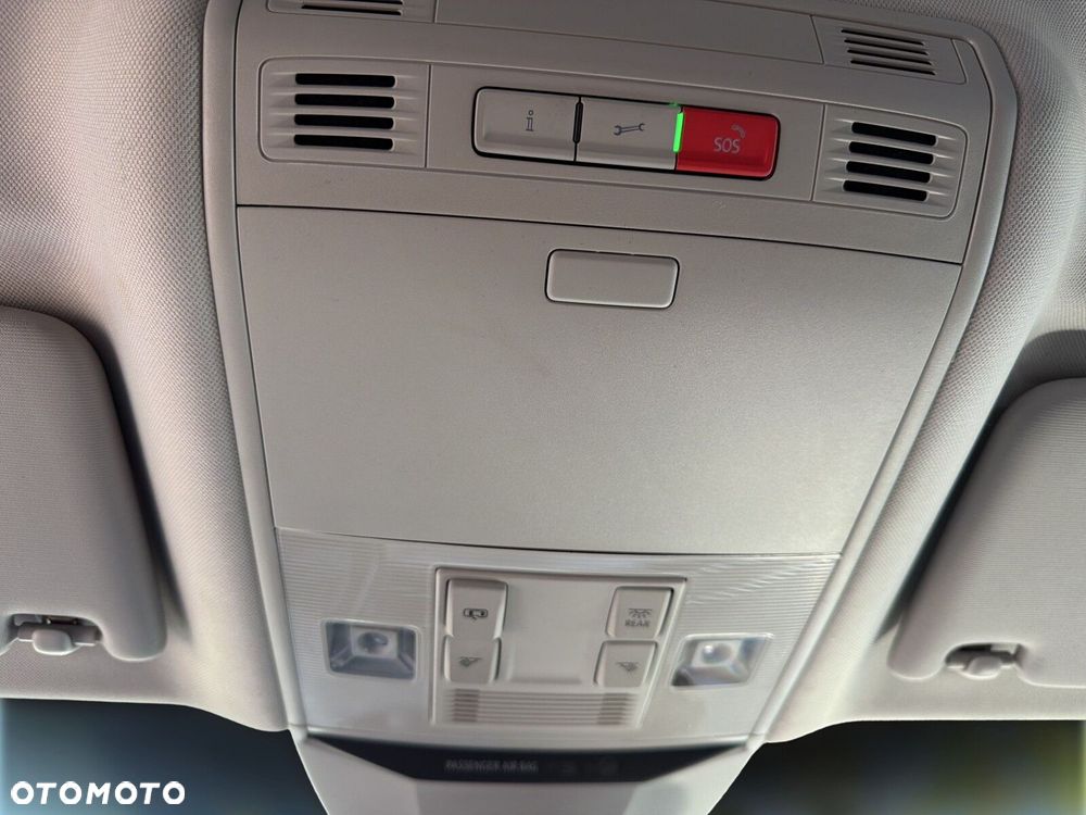 Volkswagen Passat 2.0 TDI EVO Elegance DSG - 27