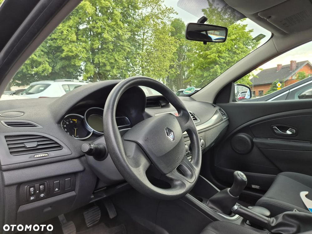 Renault Megane 1.6 16V 100 Expression - 15