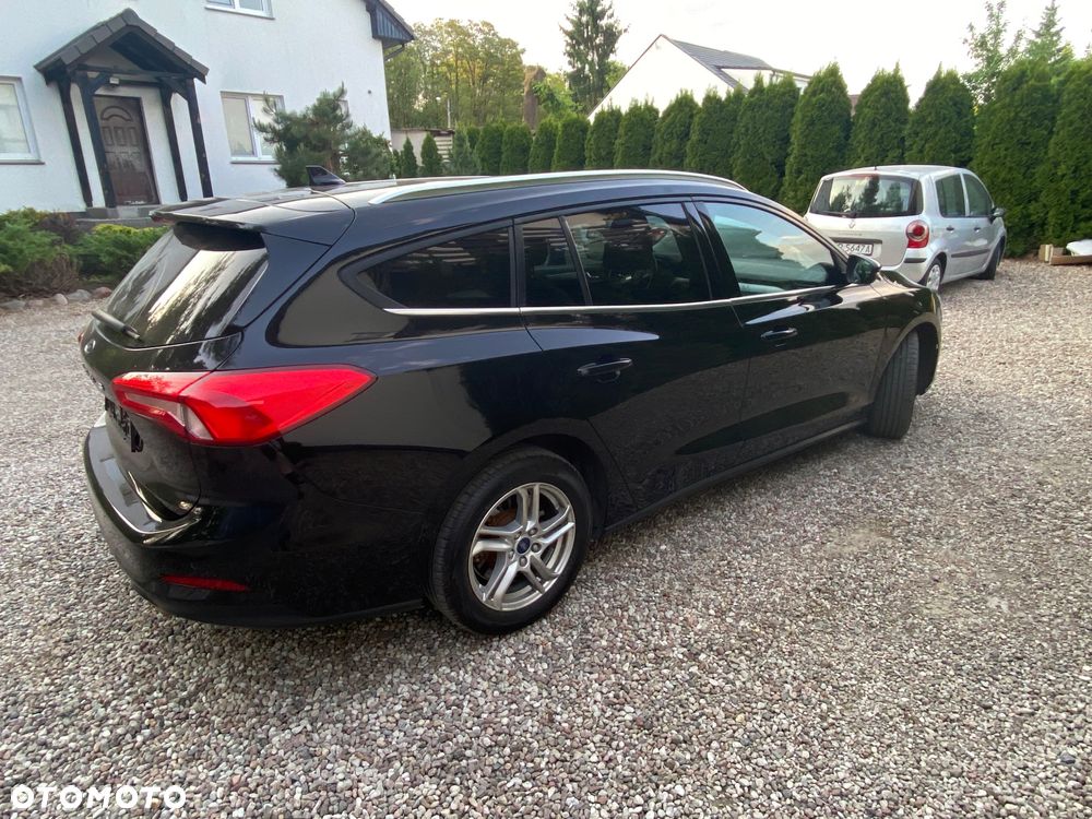 Ford Focus 1.5 EcoBlue STart-Stopp-System TITANIUM - 4
