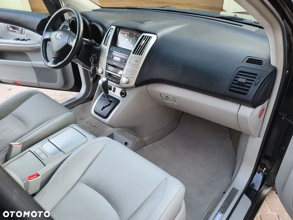Lexus RX - 14