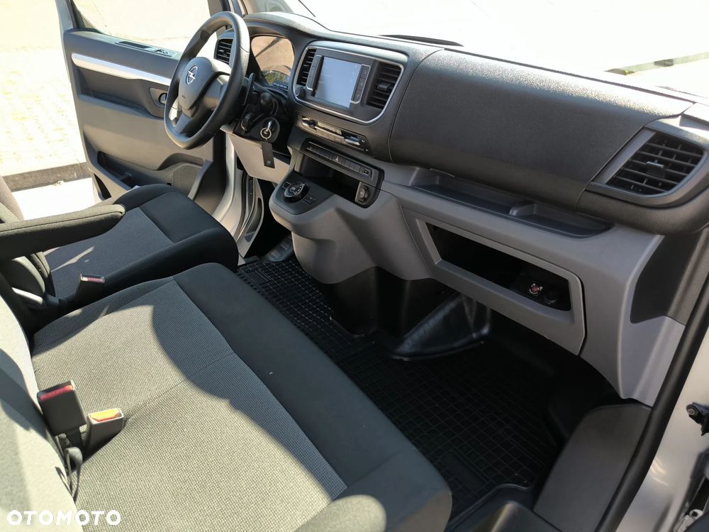 Opel Vivaro - 26