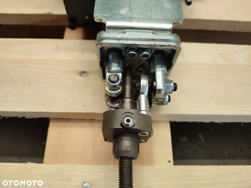 Rozdzielacz hydrauliczny 2000221230 BUCHER - 5