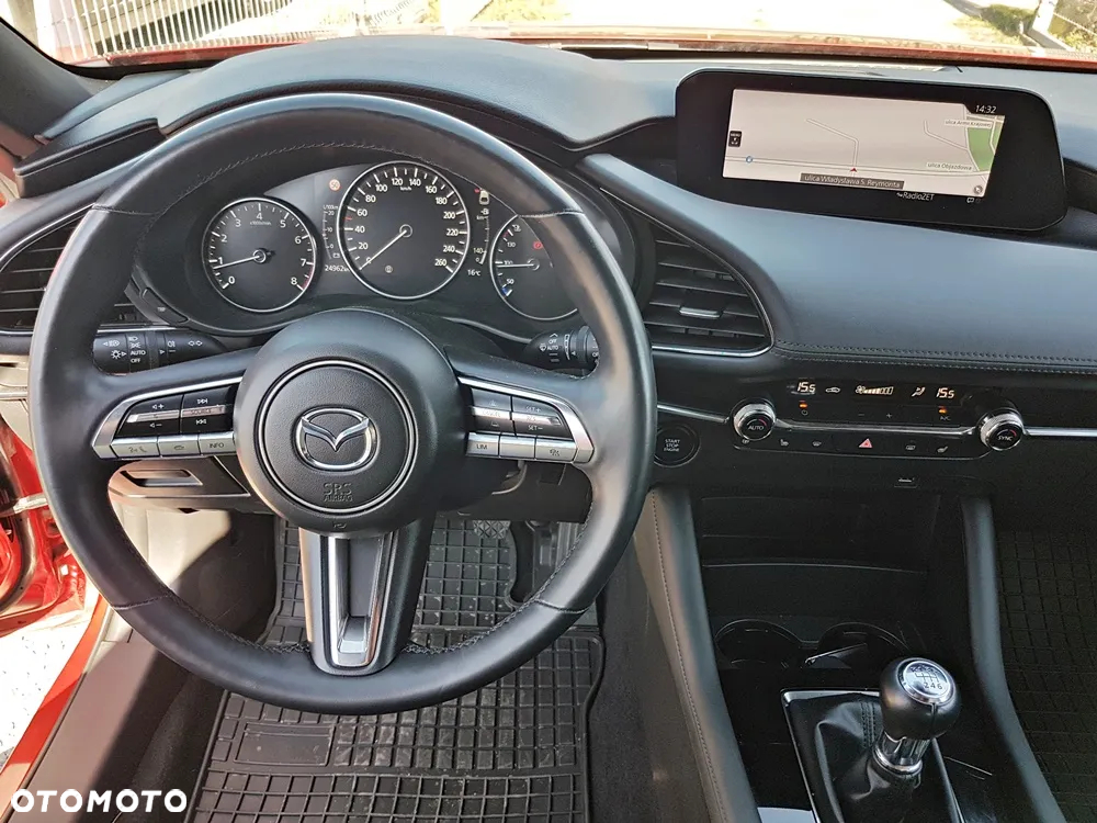Mazda 3 SKYACTIV-G 2.0 M-Hybrid SELECTION - 16