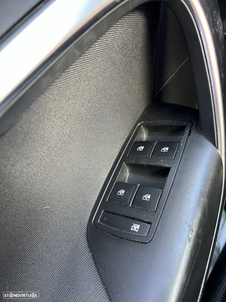 Opel Insignia Sports Tourer 2.0 CDTi Selection S/S - 25