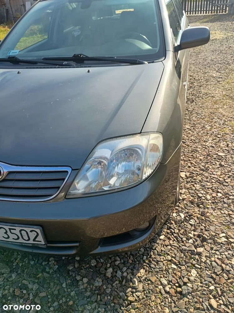 Toyota Corolla - 12