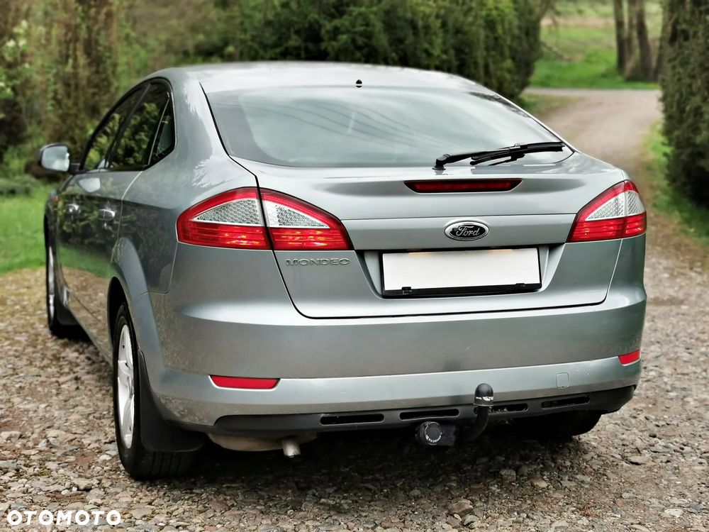 Ford Mondeo 2.0 Titanium - 12