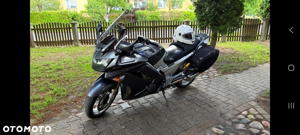Yamaha FJR - 8