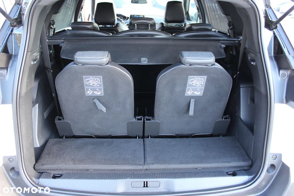 Peugeot 5008 2017