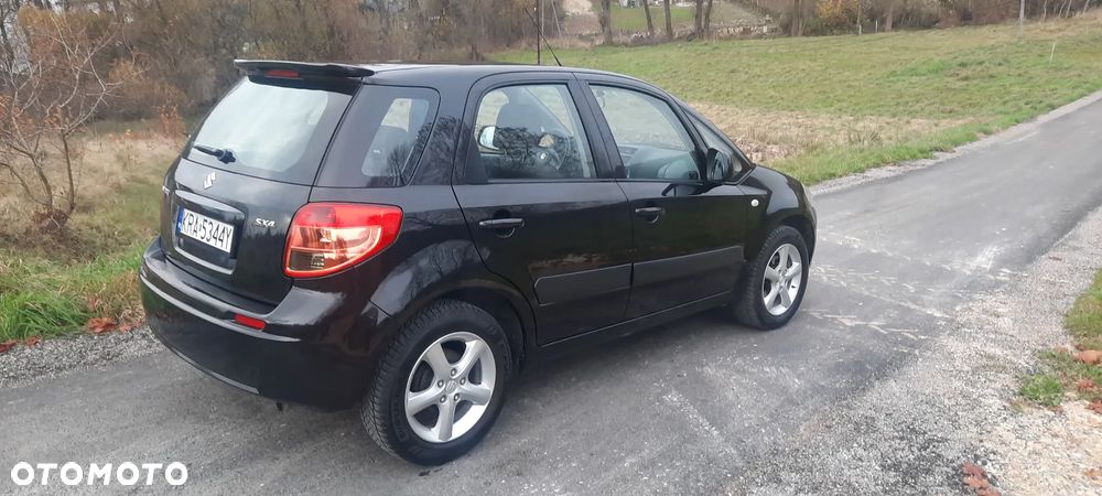 Suzuki SX4 - 5