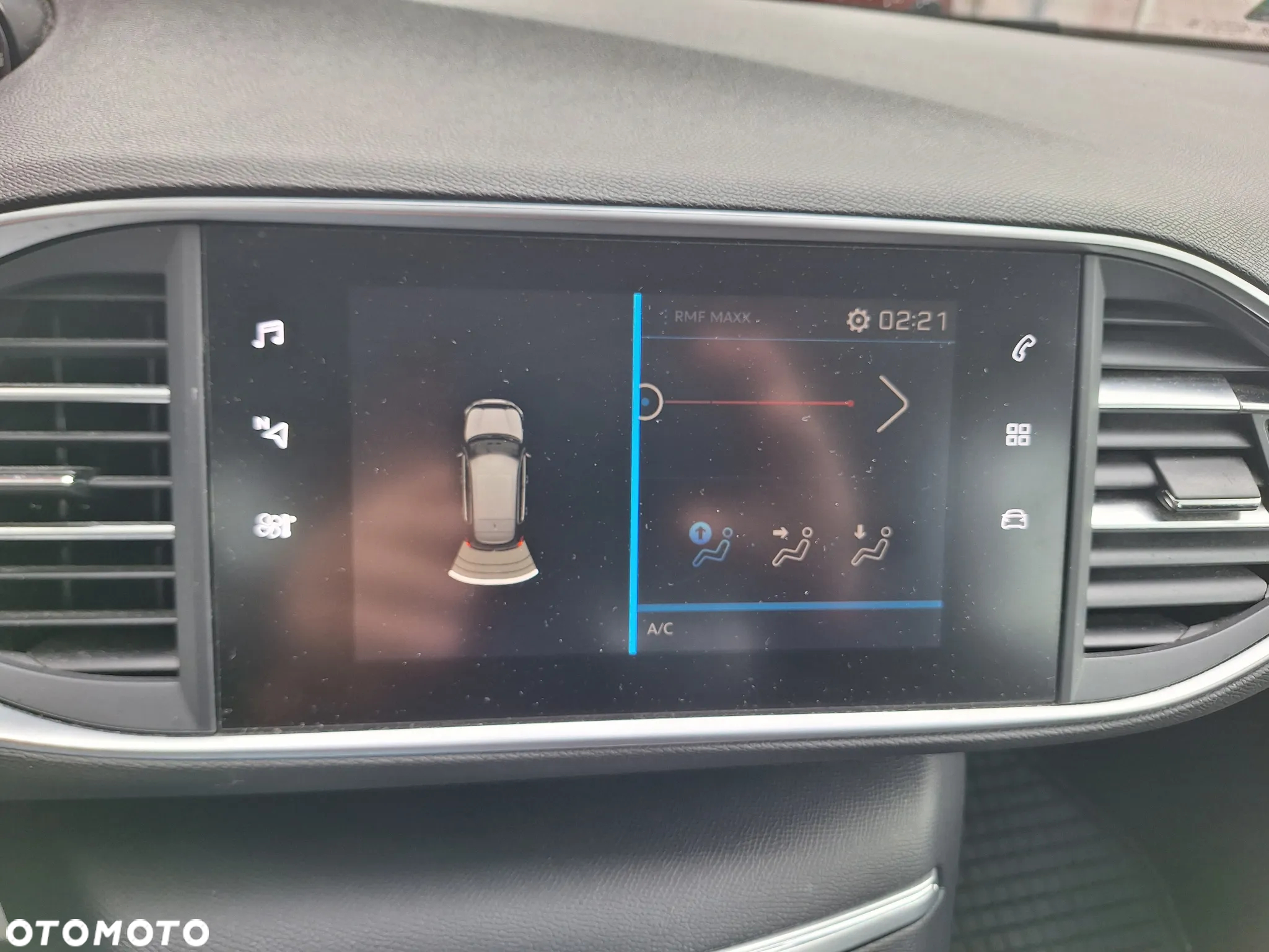 Peugeot 308 1.2 PureTech Business Line S&S - 12