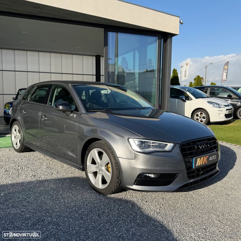 Audi A3 Sportback 1.6 TDI (clean diesel) S tronic Attraction - 2