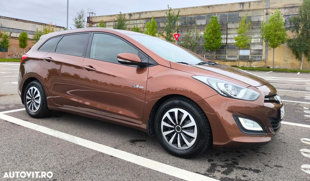 Hyundai i30 blue 1.6 GDI Trend - 5