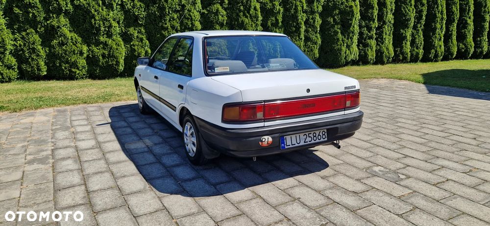 Mazda 323 1.7 D GLX - 8