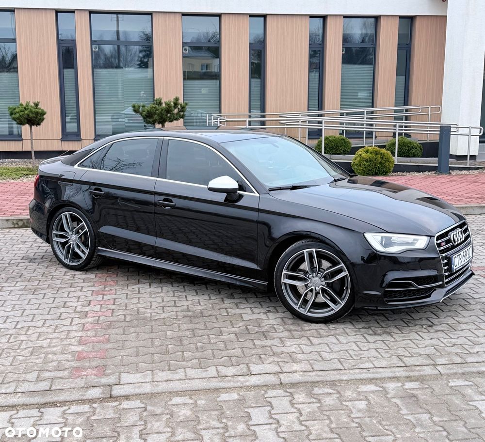 Audi S3 S tronic - 16