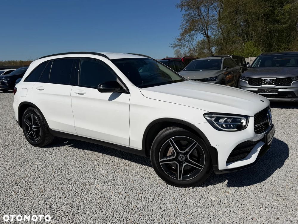 Mercedes-Benz GLC 200 d 4Matic 9G-TRONIC AMG Line - 22