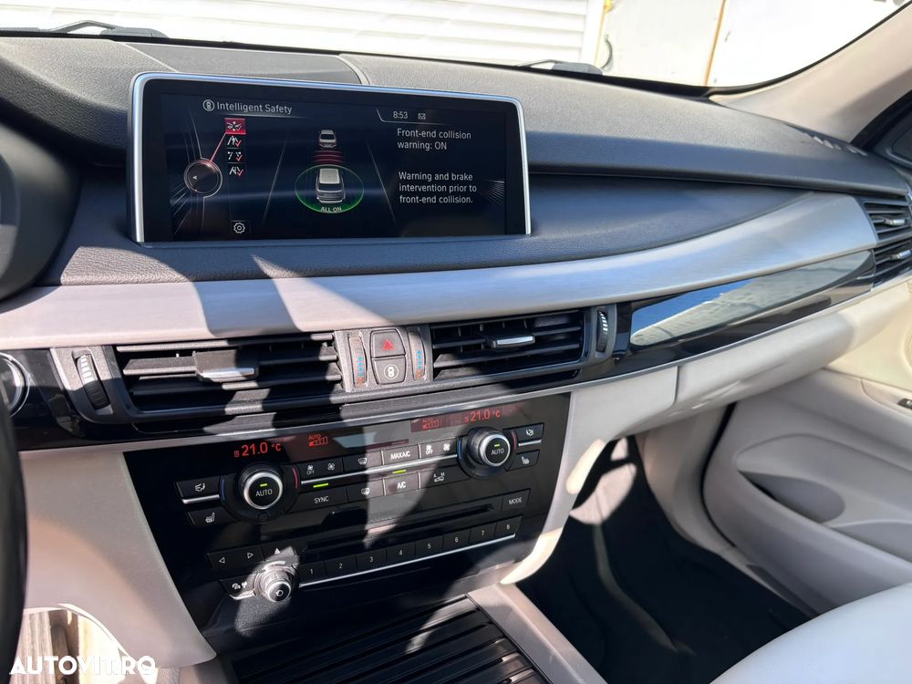 BMW X5 xDrive30d - 22