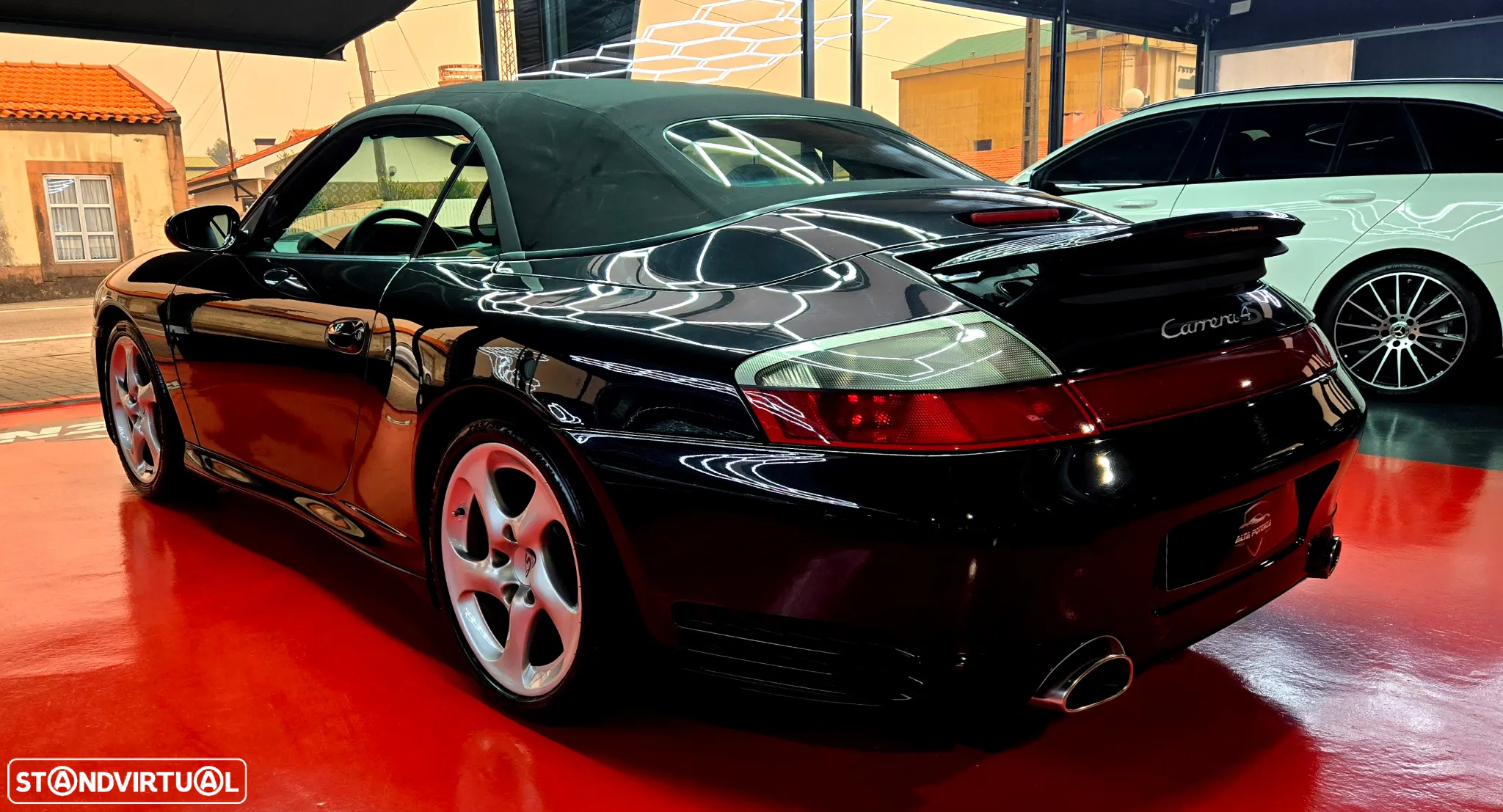 Porsche 911 (996) Carrera 4 S - 7